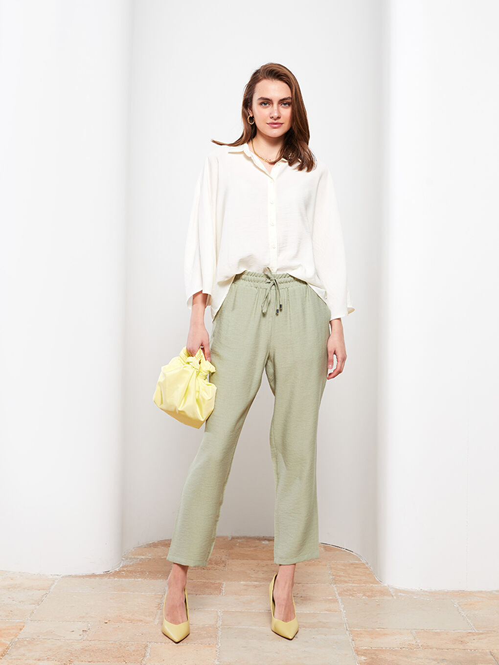 Yeşil Kadın Beli Lastikli Rahat Kalıp Düz Pantolon