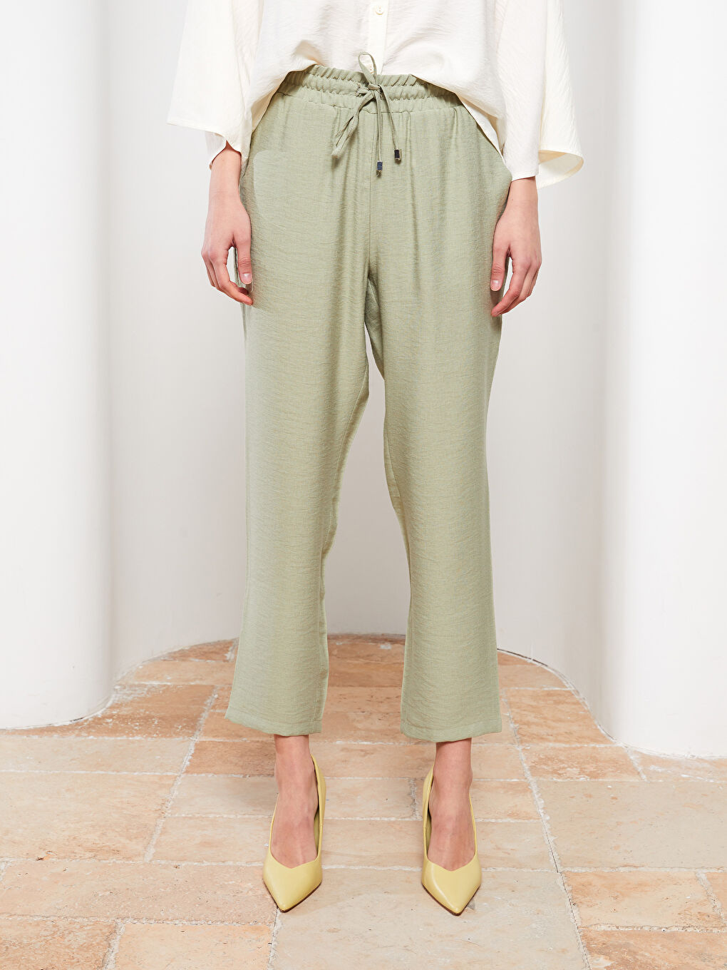 Yeşil Kadın Beli Lastikli Rahat Kalıp Düz Pantolon-3