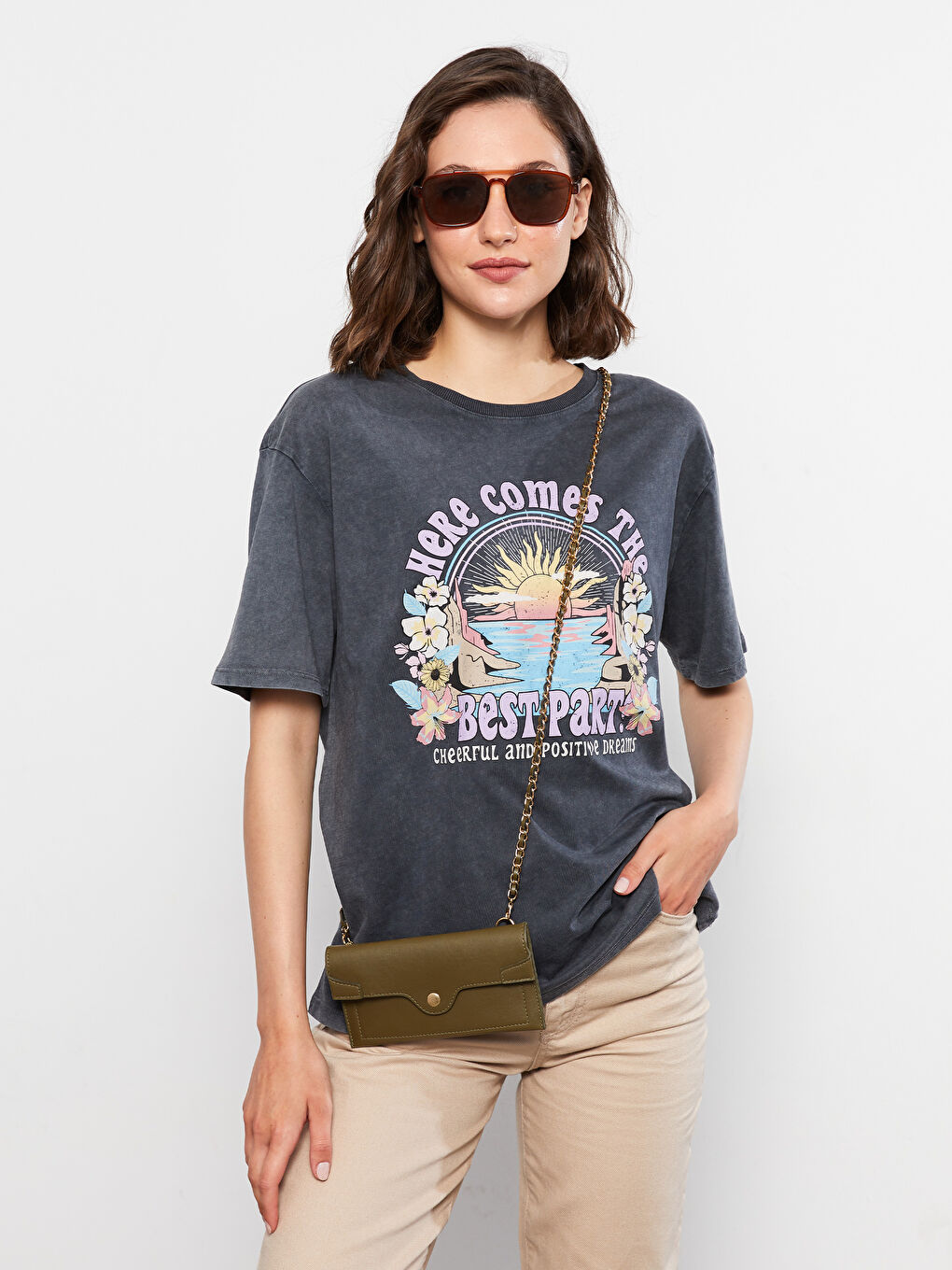 Antrasit Bisiklet Yaka Baskılı Kısa Kollu Pamuklu Kadın Tişört-1