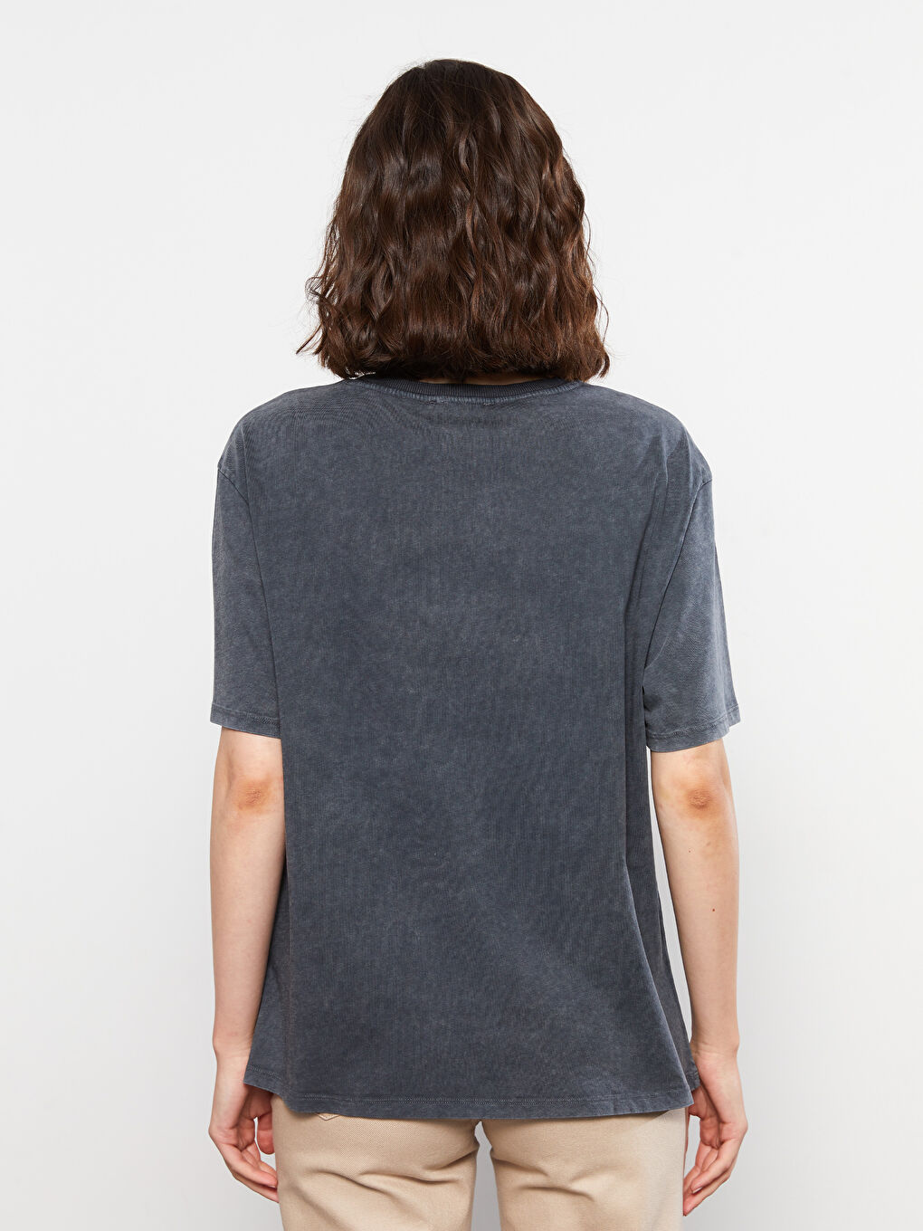Antrasit Bisiklet Yaka Baskılı Kısa Kollu Pamuklu Kadın Tişört-4