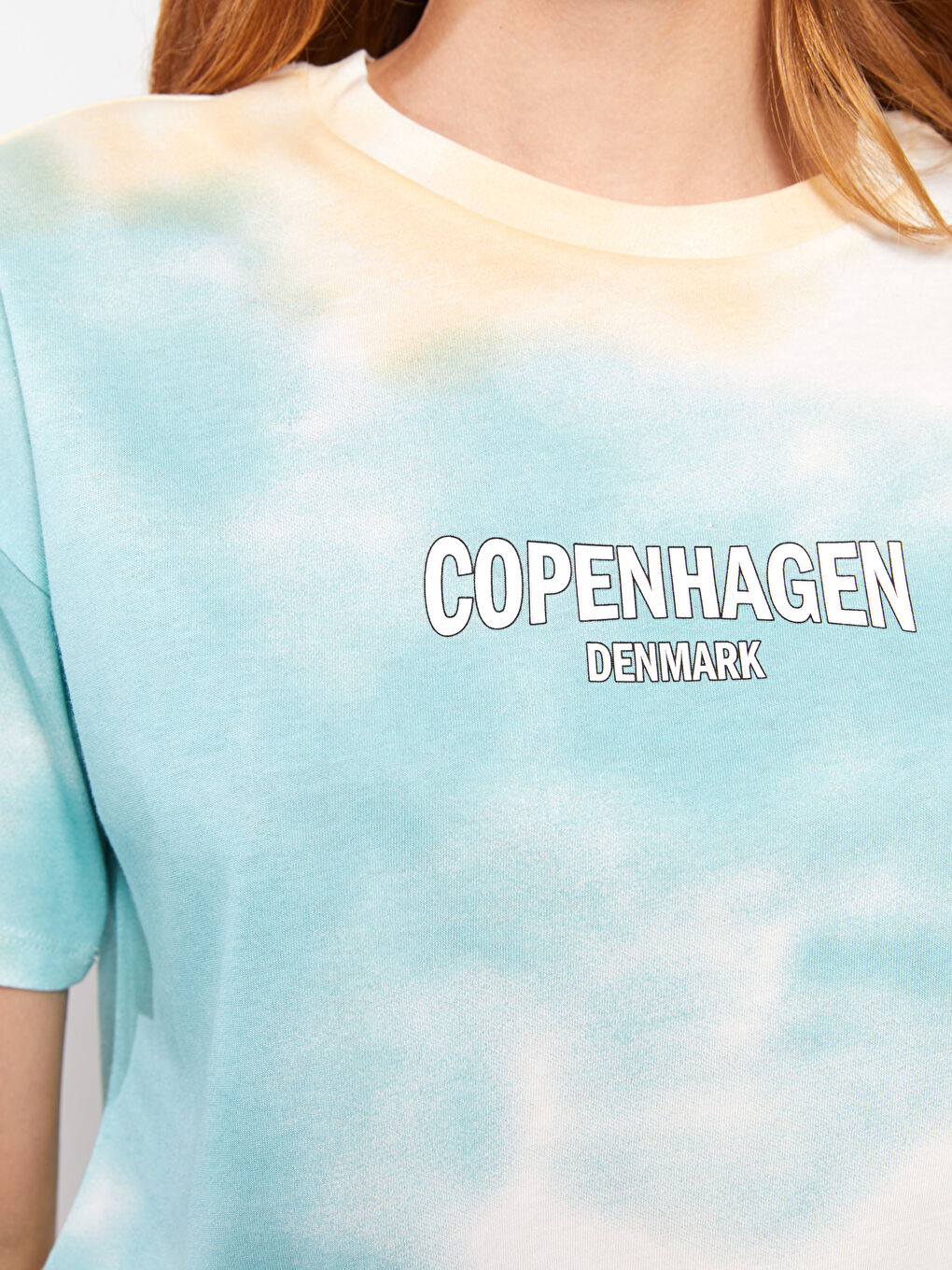 Ekru Bisiklet Yaka Baskılı Kısa Kollu Pamuklu Kadın Tişört-3