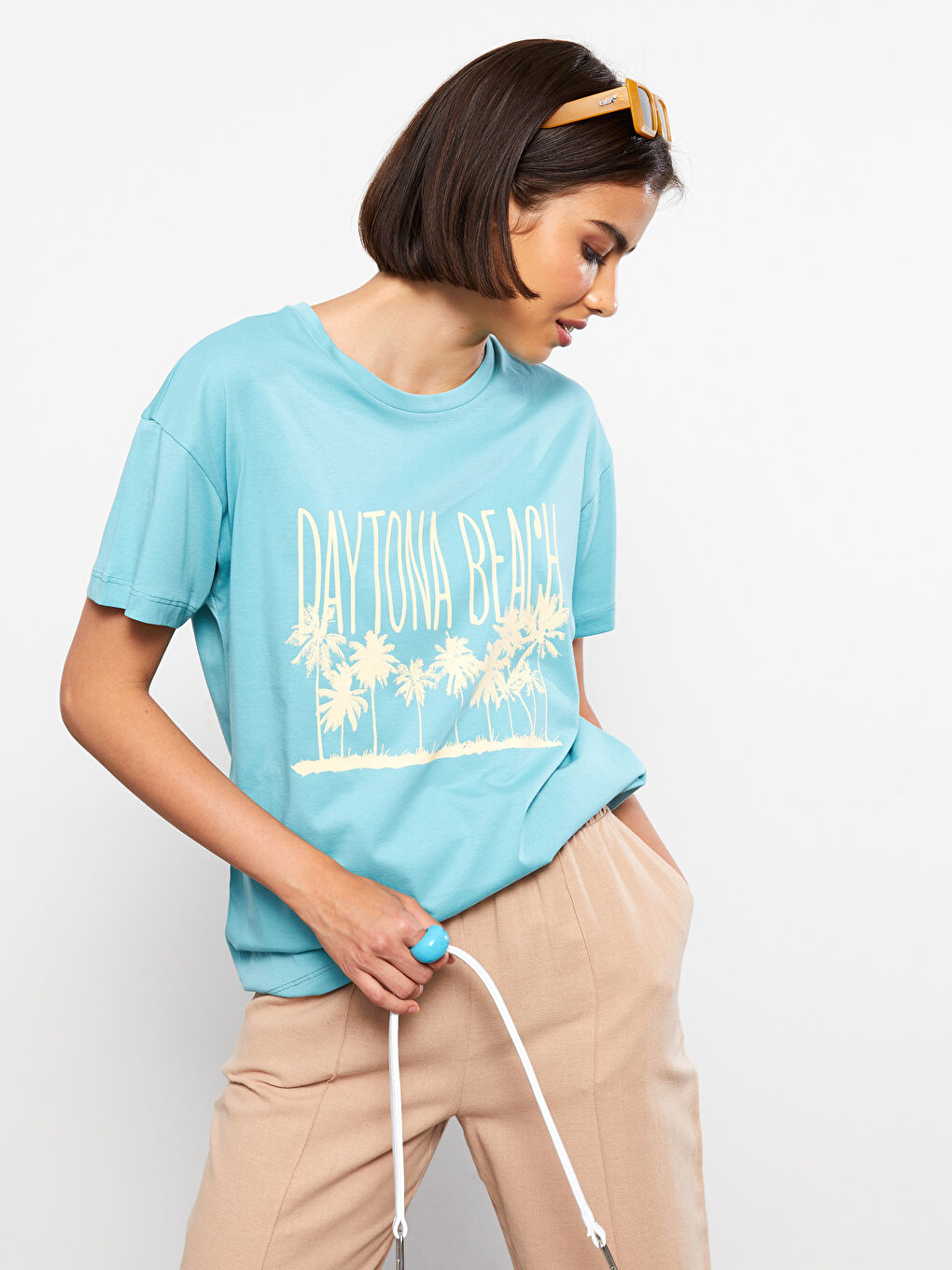 Turkuaz Bisiklet Yaka Baskılı Kısa Kollu Pamuklu Kadın Tişört-1