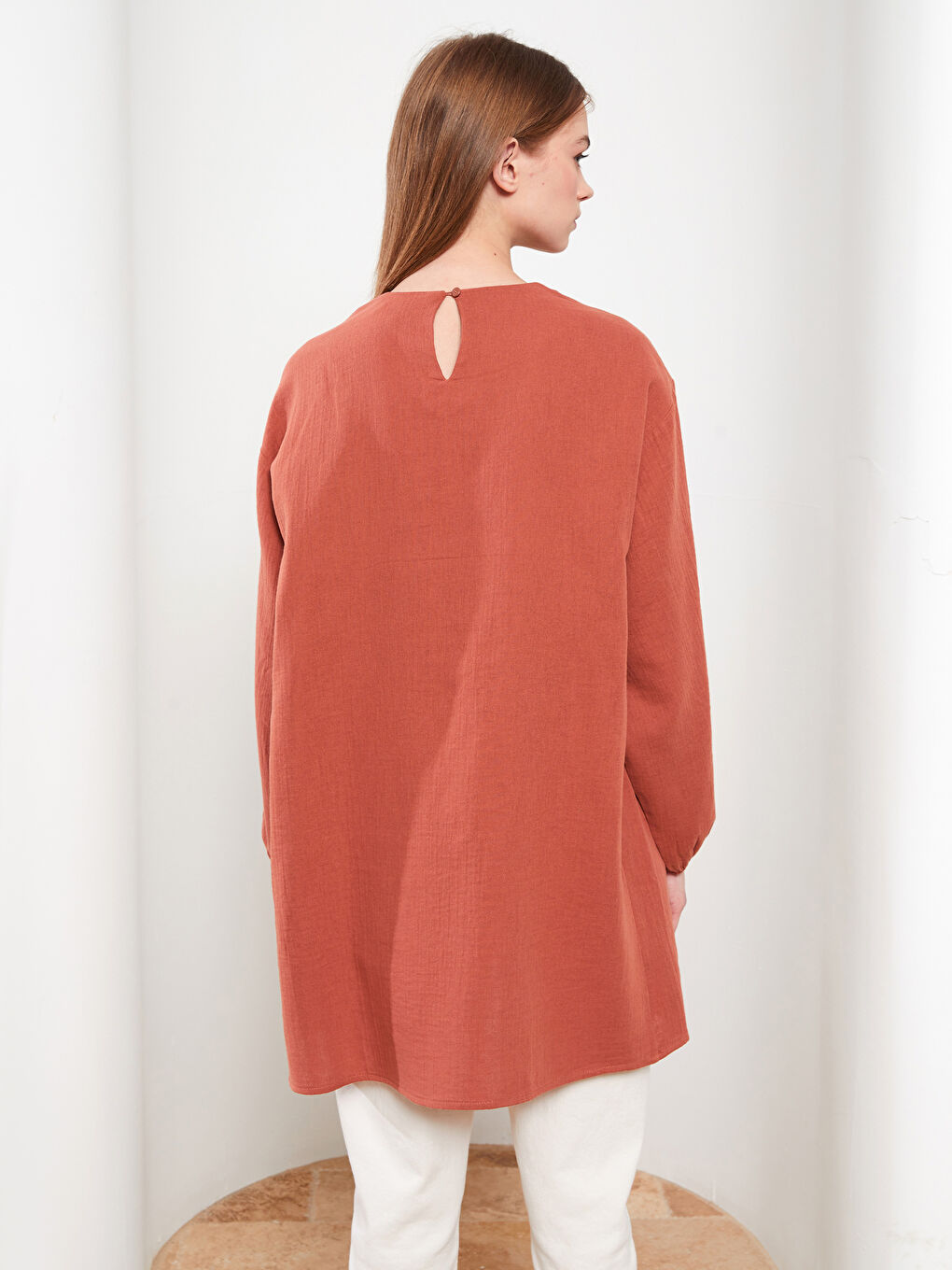 Crew Neck Straight Long Sleeve Muslin Fabric Women's Tunic-4