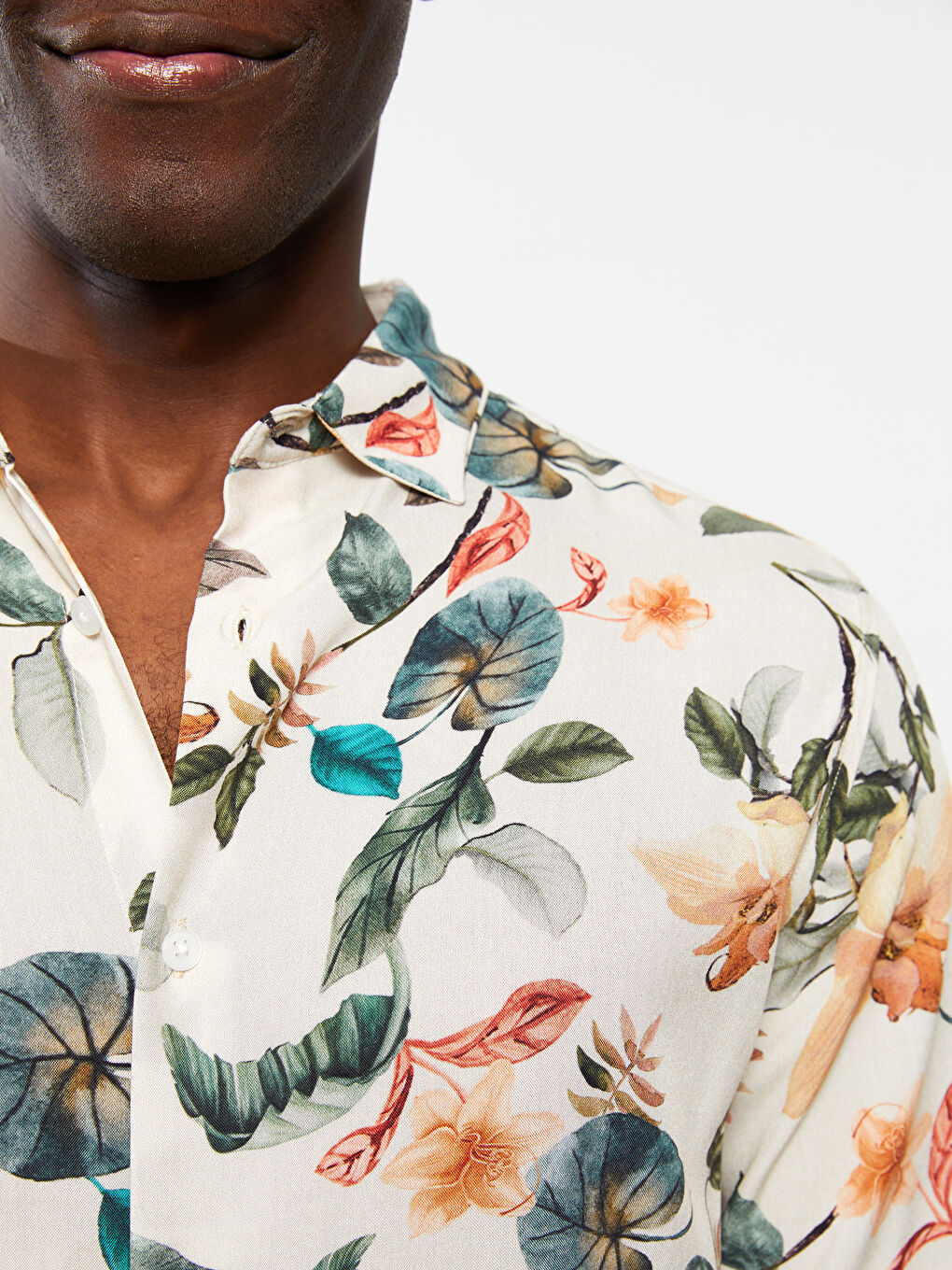 Bej Regular Fit Kısa Kollu Desenli Viskon Erkek Gömlek-3