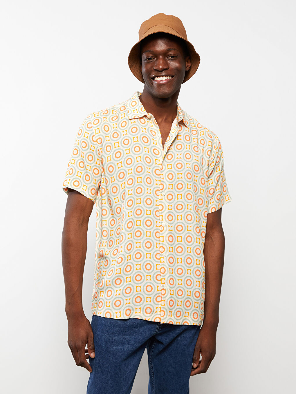 قميص رجالي بأكمام قصيرة وقصة عادية ونقشة-1