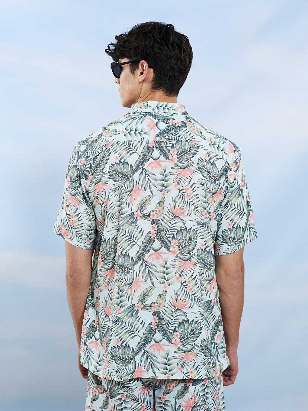 Turkuaz Regular Fit Kısa Kollu Desenli Viskon Erkek Gömlek-8