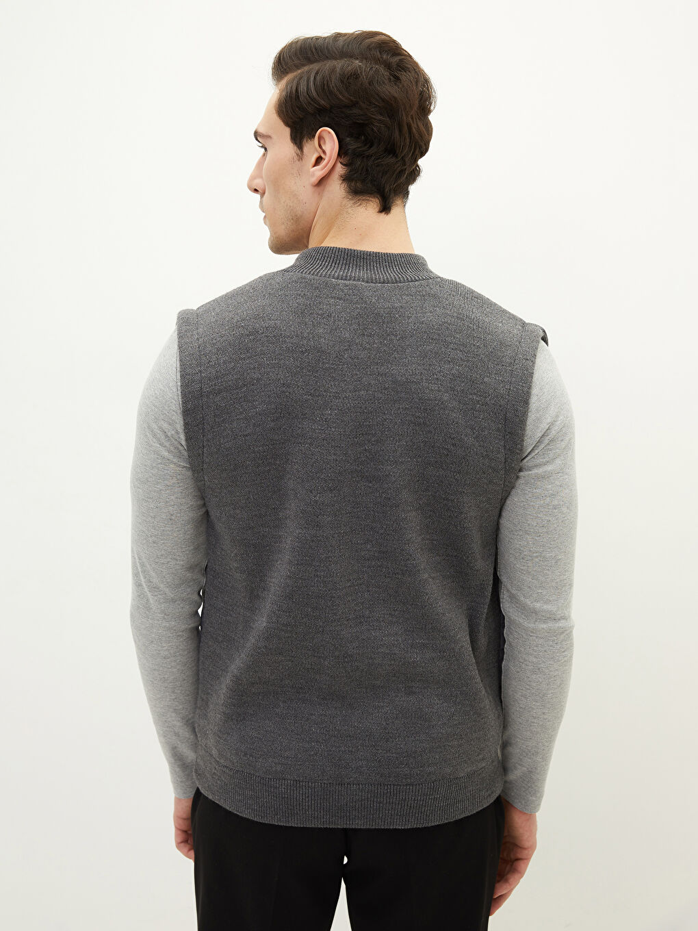 Gri Standart Kalıp Dik Yaka Erkek Triko Yelek-3