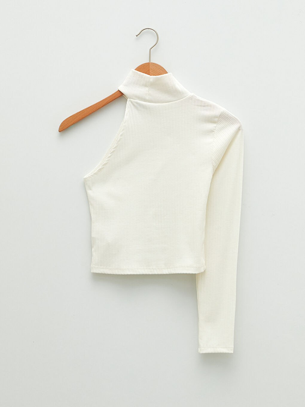 Ekru Yarım Balıkçı Yaka Düz Tek Omuz Detaylı Uzun Kollu Kadın Bluz-6