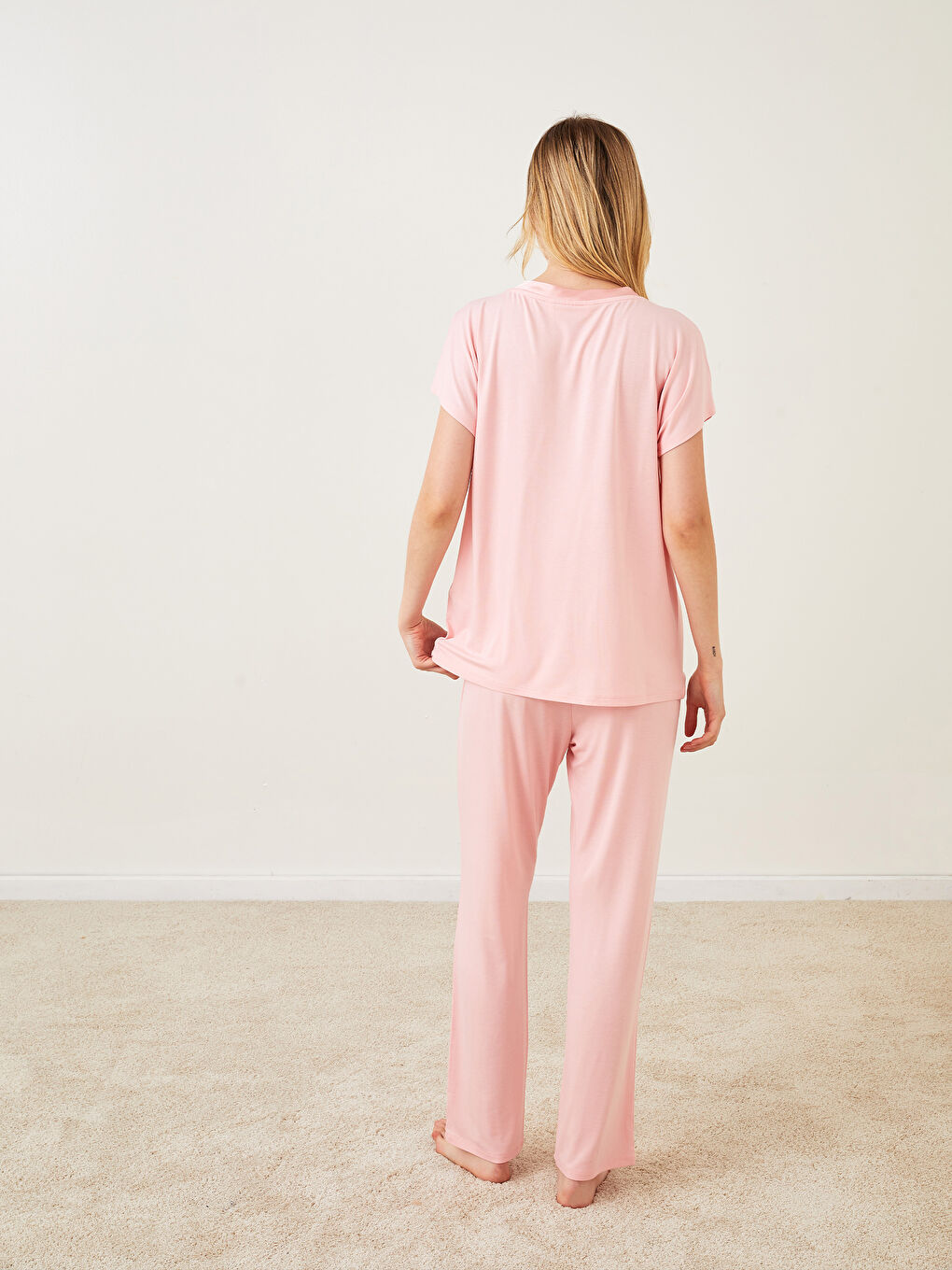 Set de pijama pentru Femei cu Decolteu în V-4