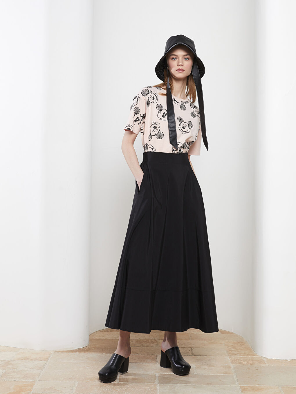 Siyah Beli Lastikli Düz A Kesim Poplin Kadın Etek-1