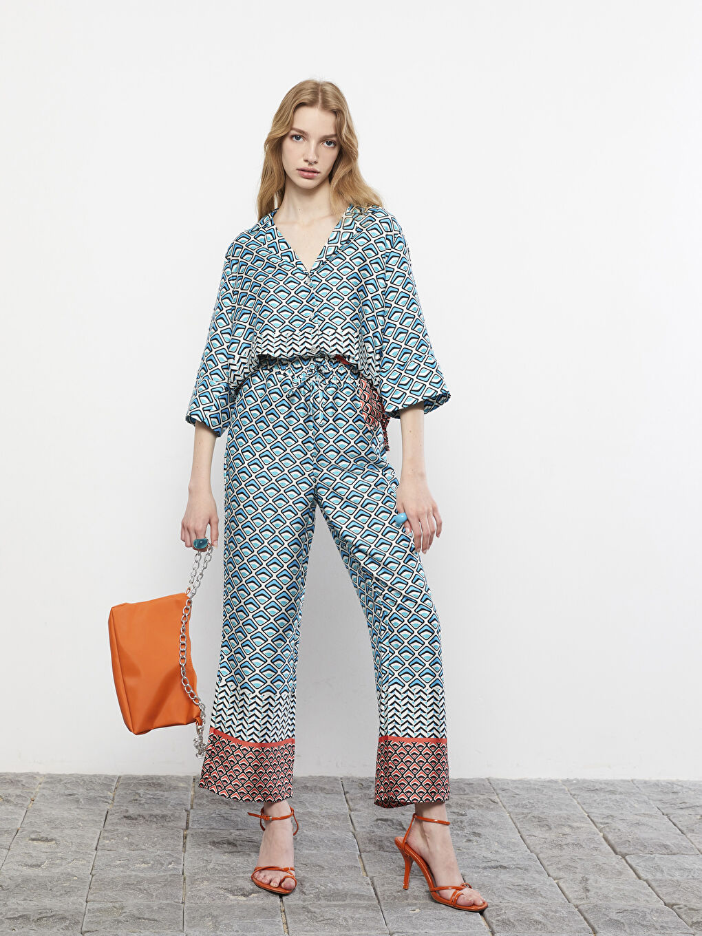 Elastic Waist Patterned Pocket Detailed Women's Trousers-2