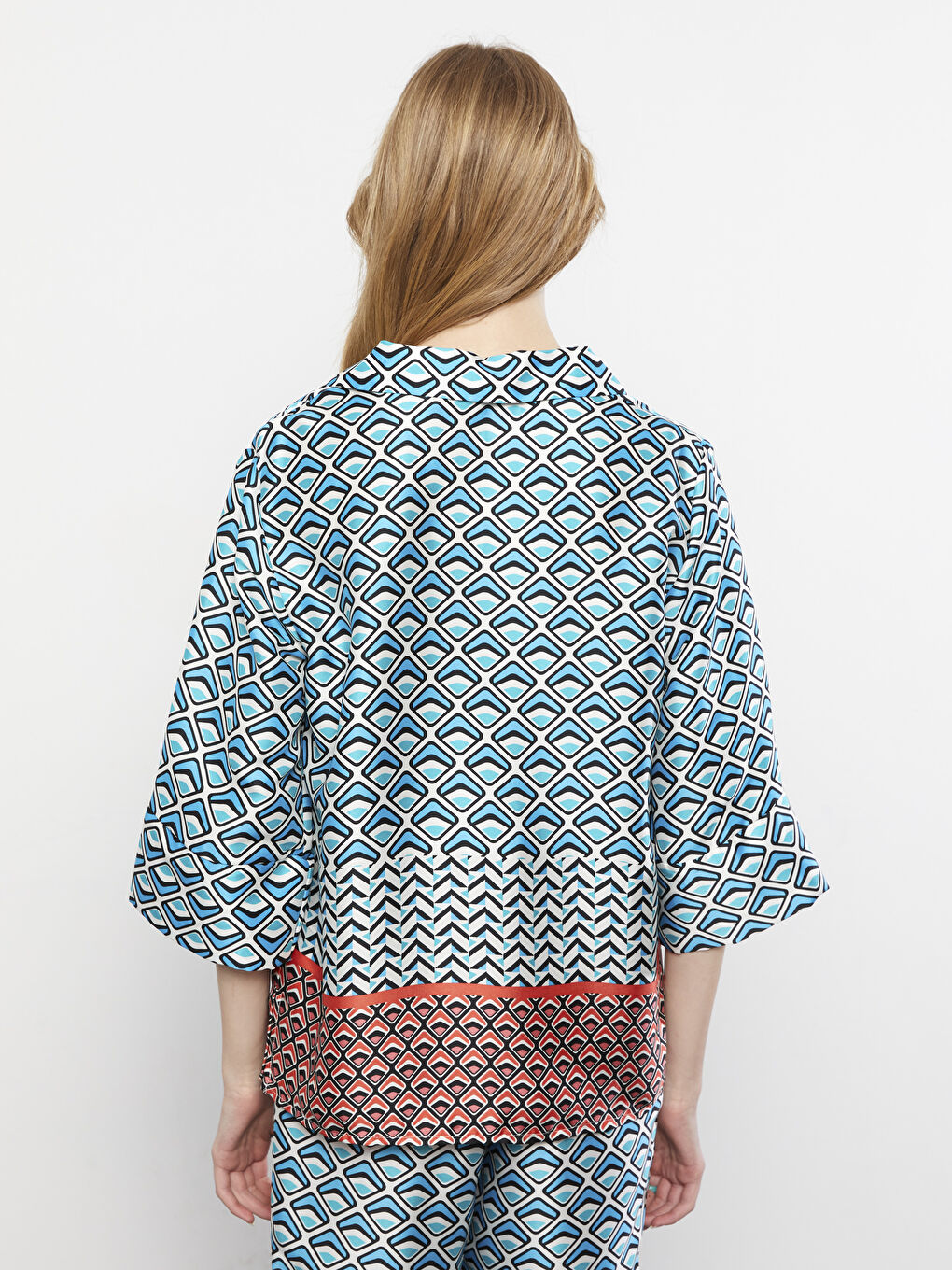 قميص ستان للسيدات بنقشة وإغلاق بأزرار أمامية-4