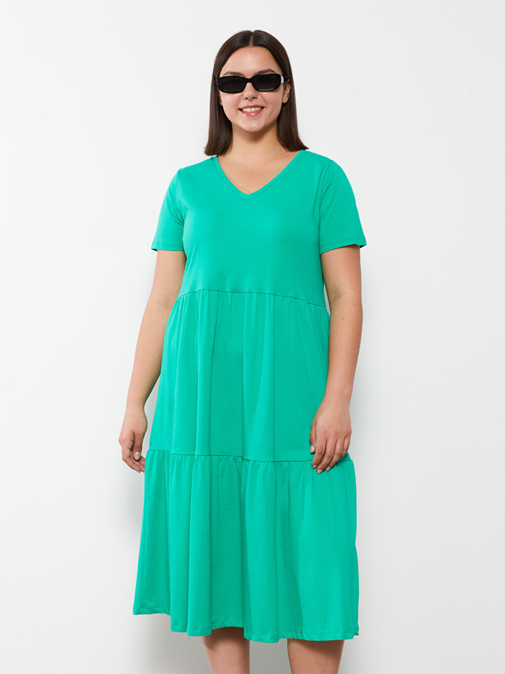 Yeşil Büyük Beden V Yaka Düz Kısa Kollu Pamuklu Kadın Elbise-2