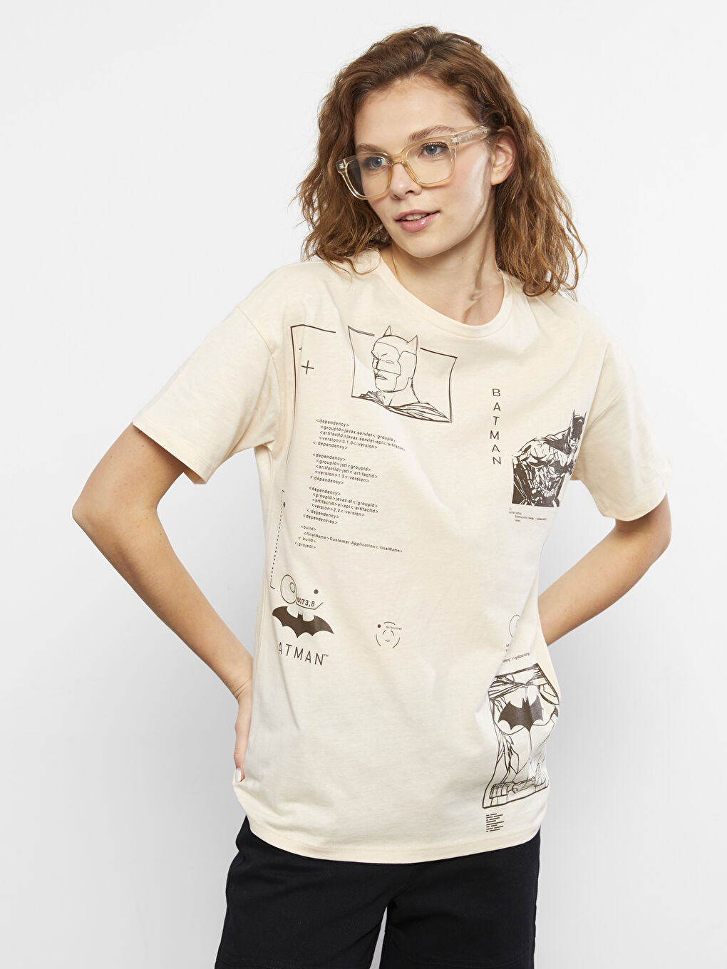 LCW Vision Crew Neck Batman Printed Short Sleeve Cotton Women's T-Shirt -S2IT73Z8-FVU