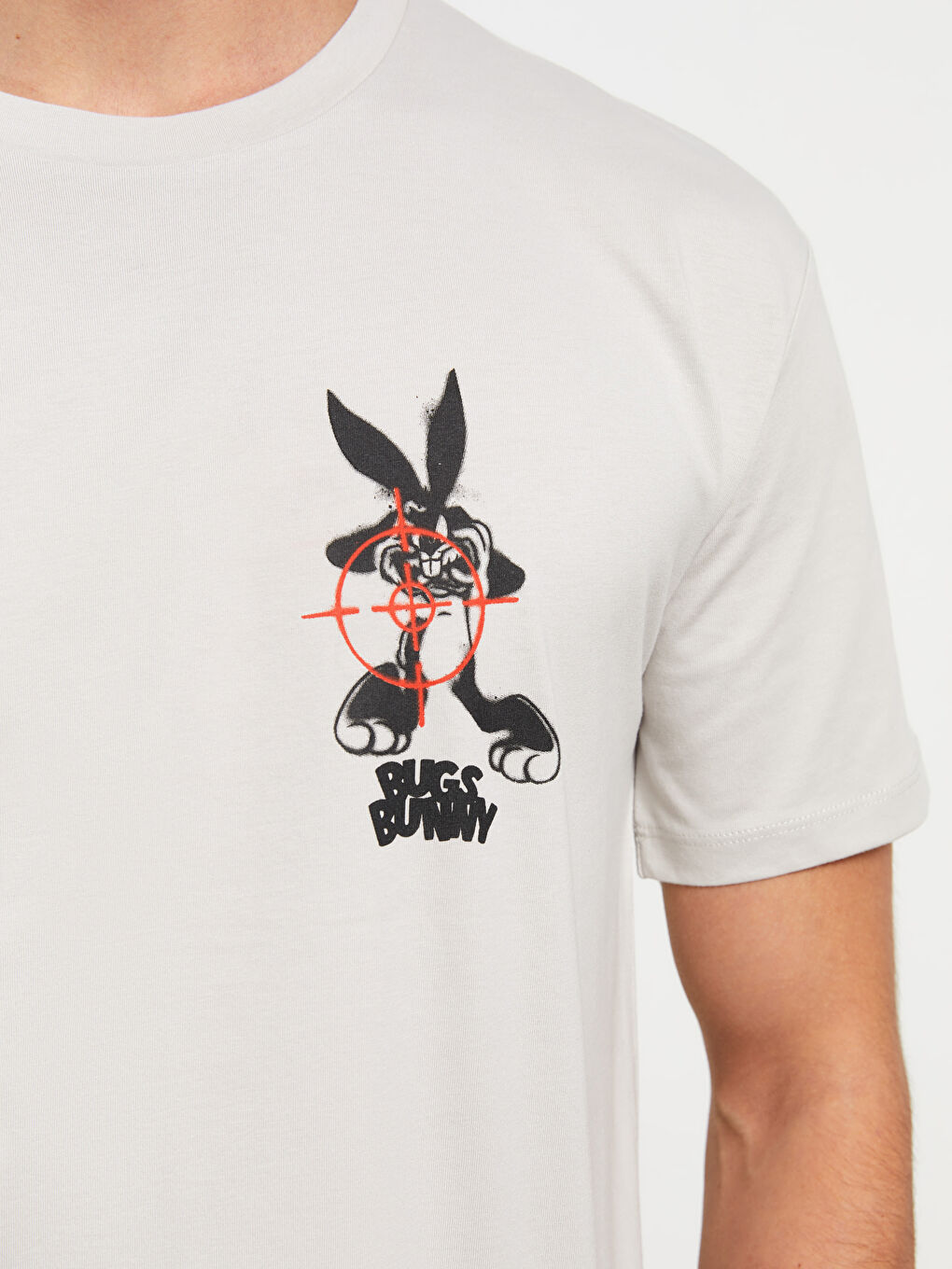 Bej Bisiklet Yaka Kısa Kollu Bugs Bunny Baskılı Penye Erkek Tişört-2