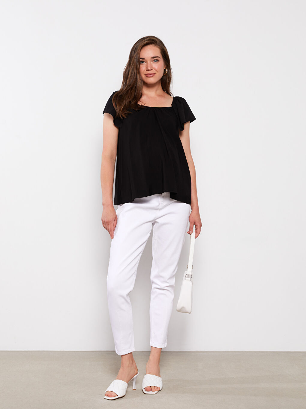 Blouse de maternité à col carré, manches courtes et coupe droite-2