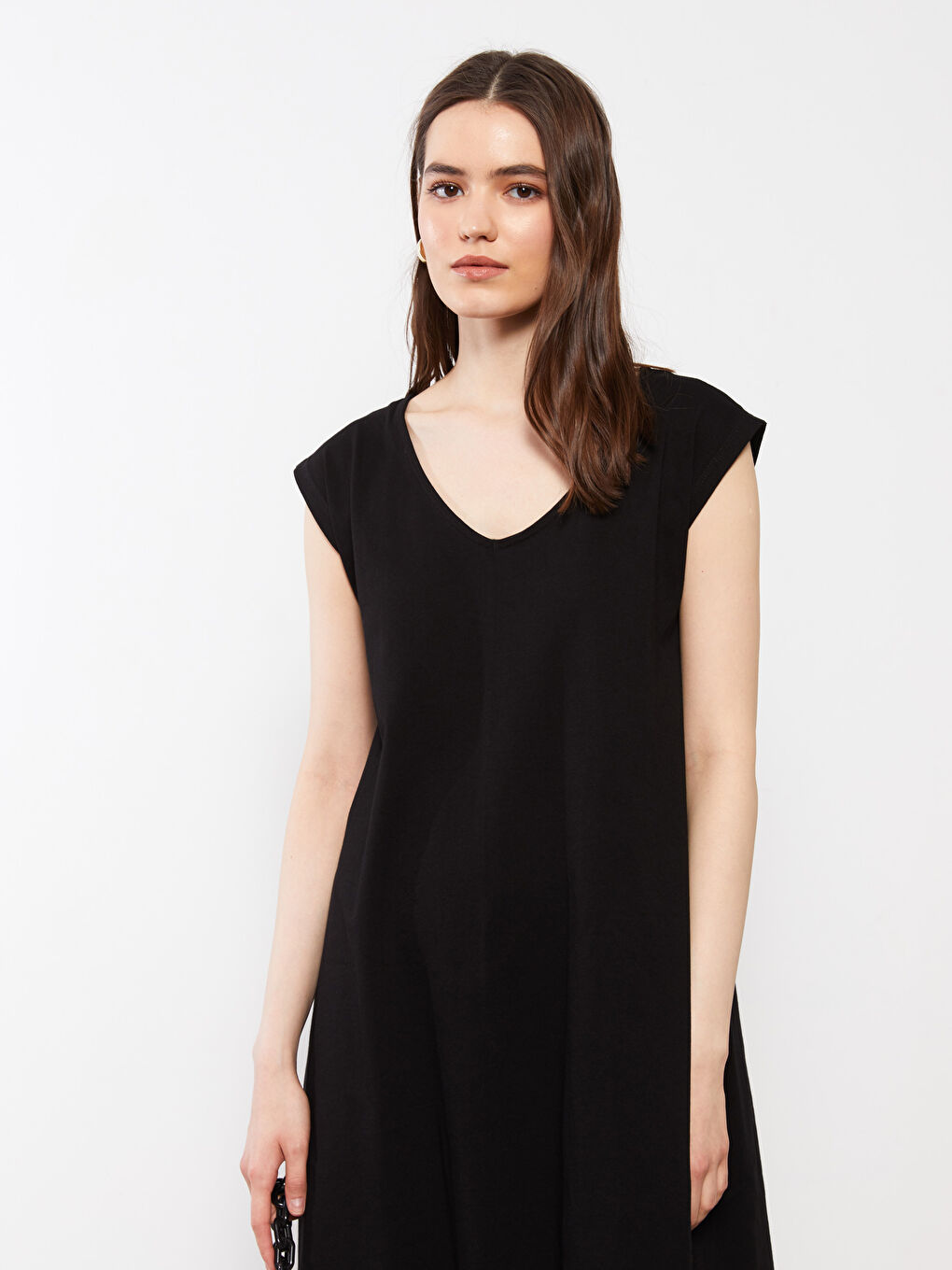 LCWAIKIKI Classic V-Neck Straight Sleeveless Cotton Women's Dress -S2IV91Z8-CVL
