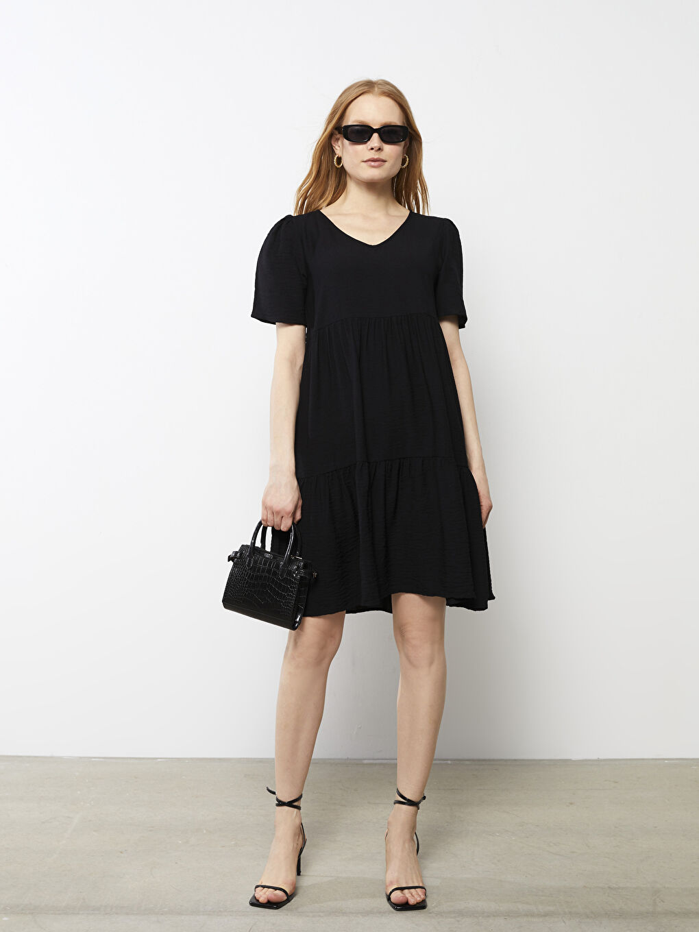 LCWAIKIKI Classic V-Ausschnitt Schlicht Kurzarm Kleid für Damen -S2IV93Z8-CVL