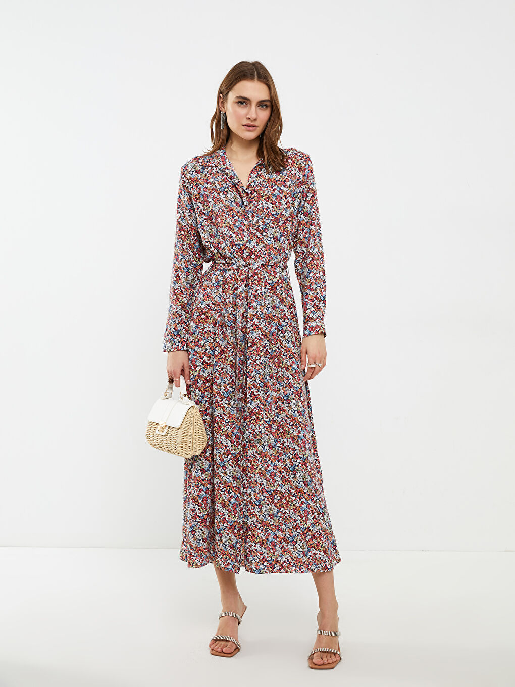 LCWAIKIKI Classic Robe Chemise Femme Florale en Viscose à Manches Longues -S2IV95Z8-F9C