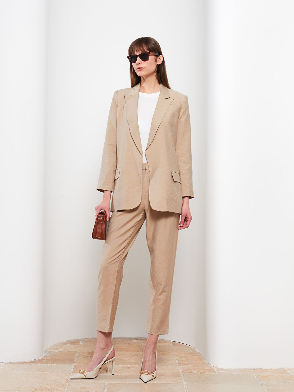 جاكيت للسيدات بأزرار أمامية وكم طويل مستقيم-1