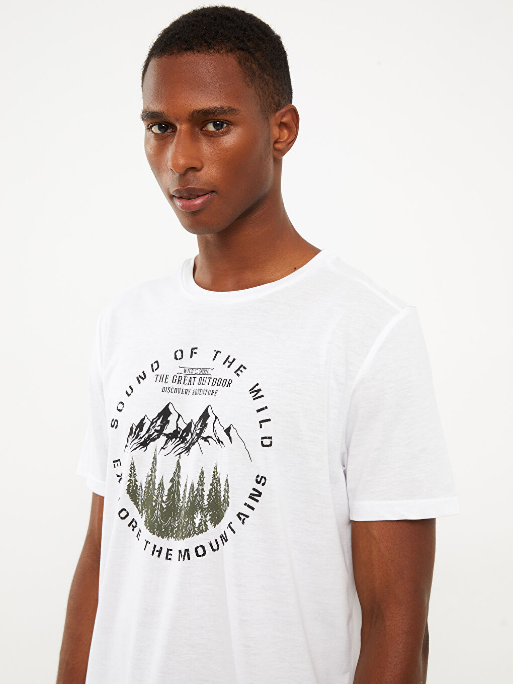 Beyaz Bisiklet Yaka Kısa Kollu Baskılı Erkek Tişört-2