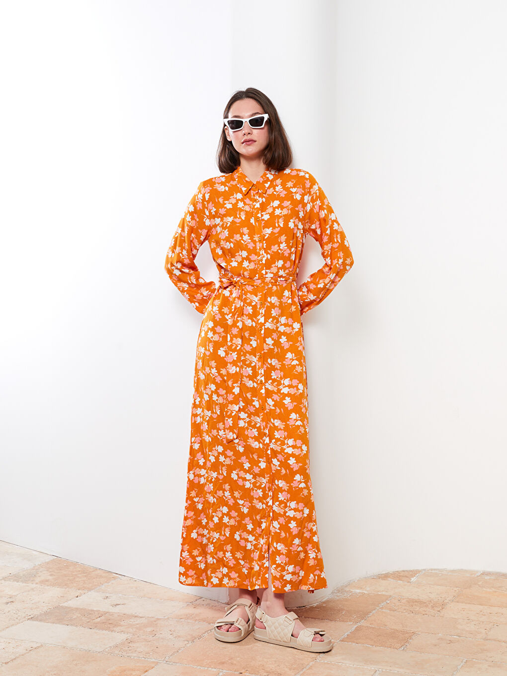 Pembe Gömlek Yaka Çiçekli Uzun Kollu Viskon Kadın Elbise