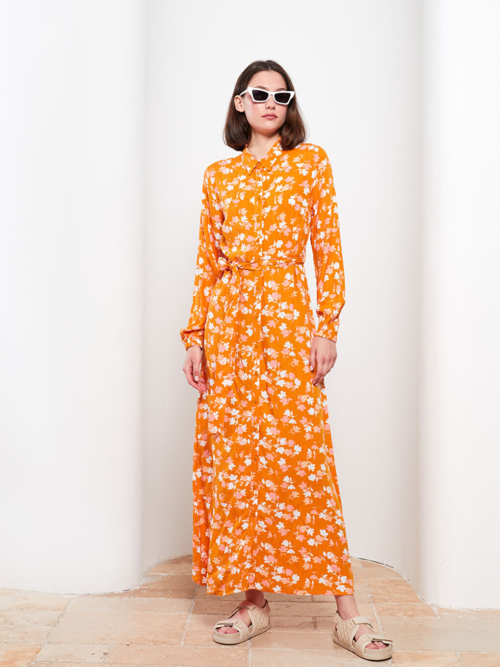 Pembe Gömlek Yaka Çiçekli Uzun Kollu Viskon Kadın Elbise-1