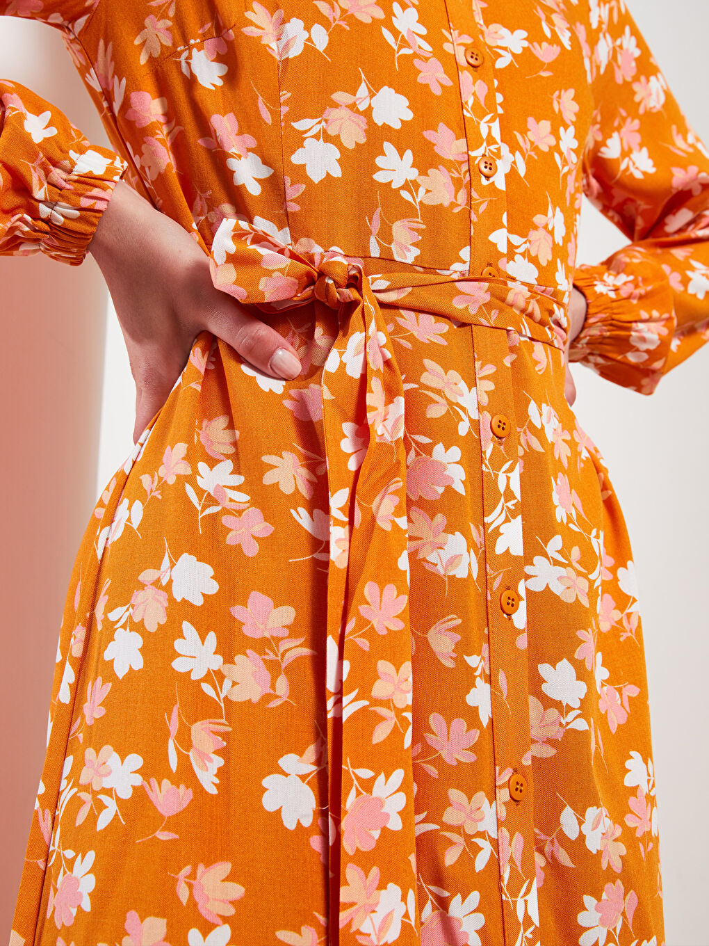 Pembe Gömlek Yaka Çiçekli Uzun Kollu Viskon Kadın Elbise-2