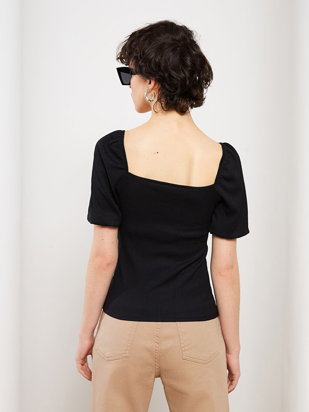 T-shirt pour Femmes à Manches Courtes Uni avec Col Carré-5