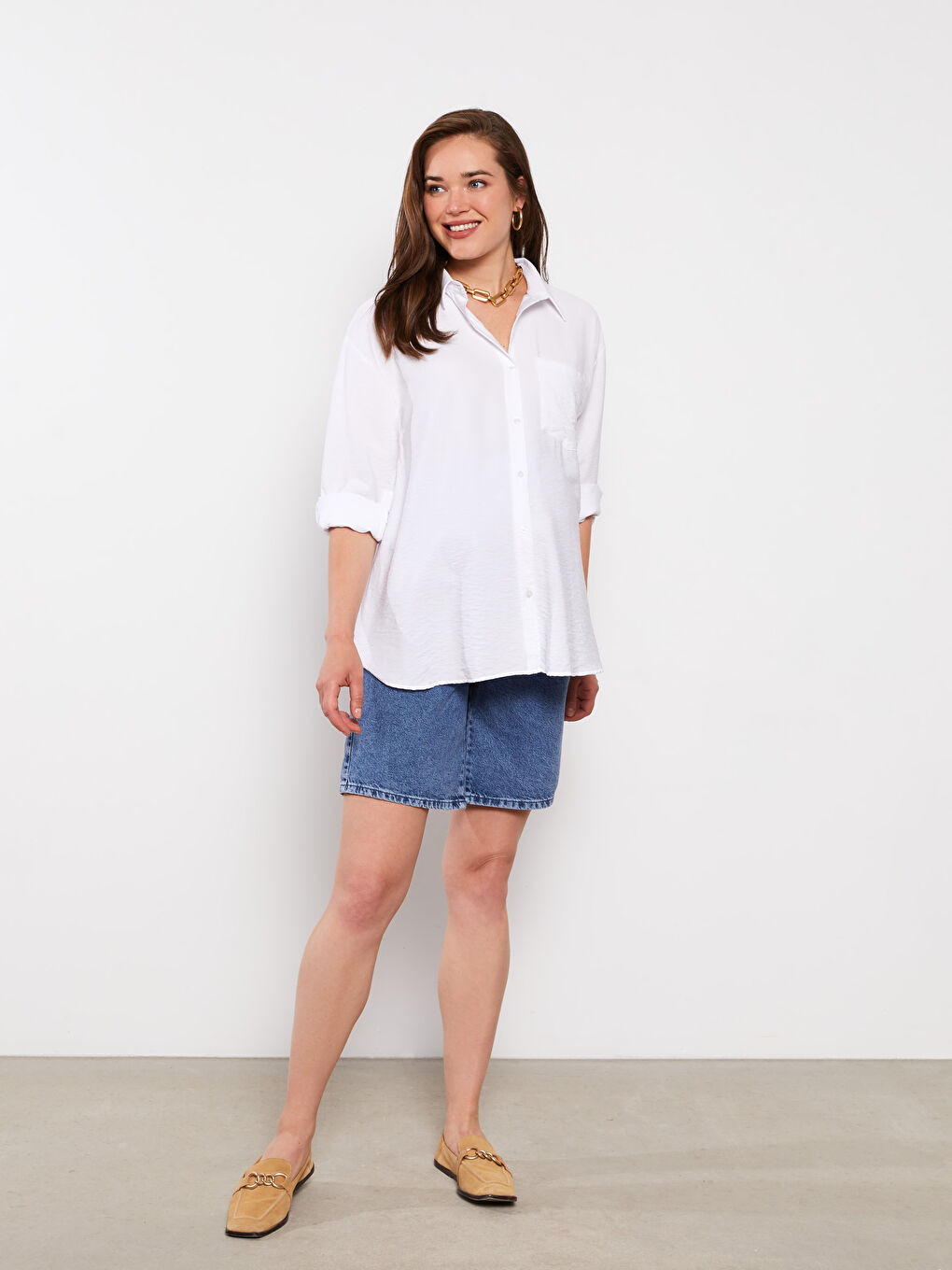 Beyaz Önden Düğme Kapamalı Düz Uzun Kollu Hamile Gömlek