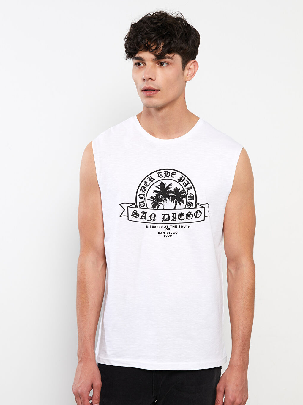 Beyaz Bisiklet Yaka Baskılı Penye Erkek Kolsuz Tişört-2