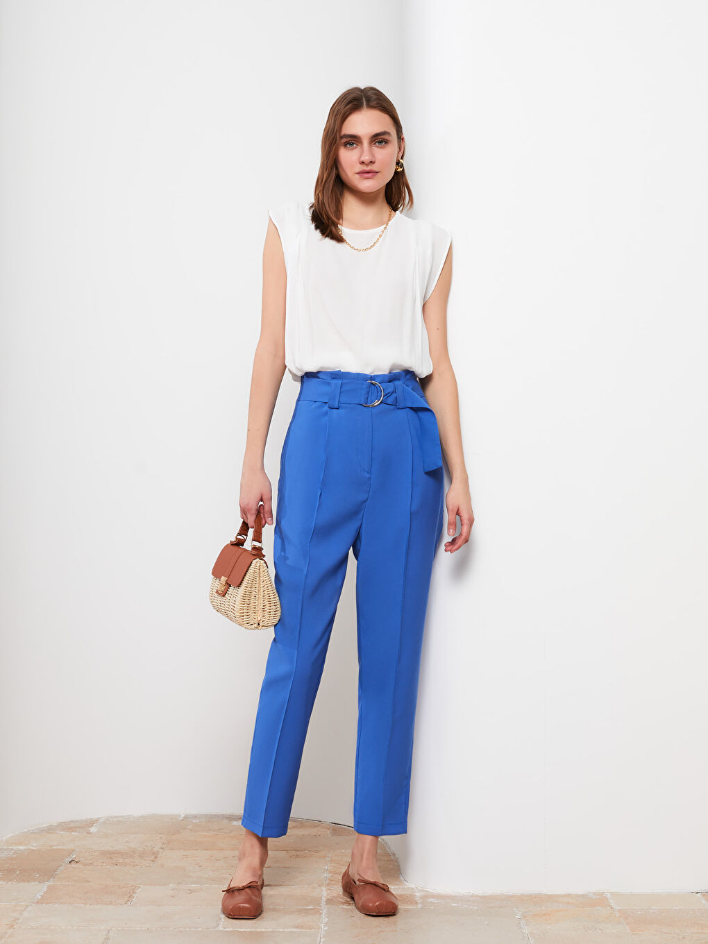 Mavi Kadın Yüksek Bel Standart Fit Düz Pantolon