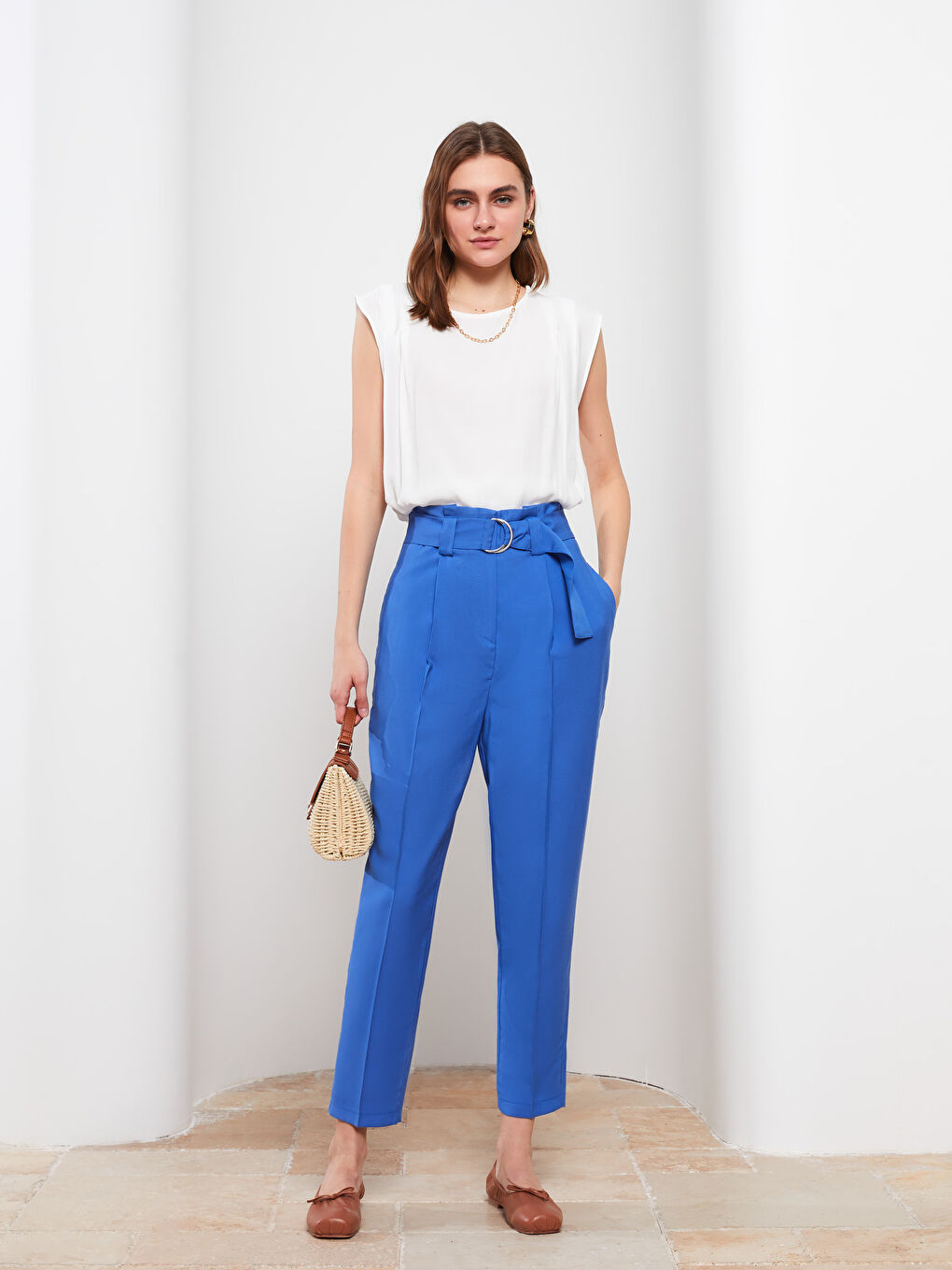 Mavi Kadın Yüksek Bel Standart Fit Düz Pantolon-1