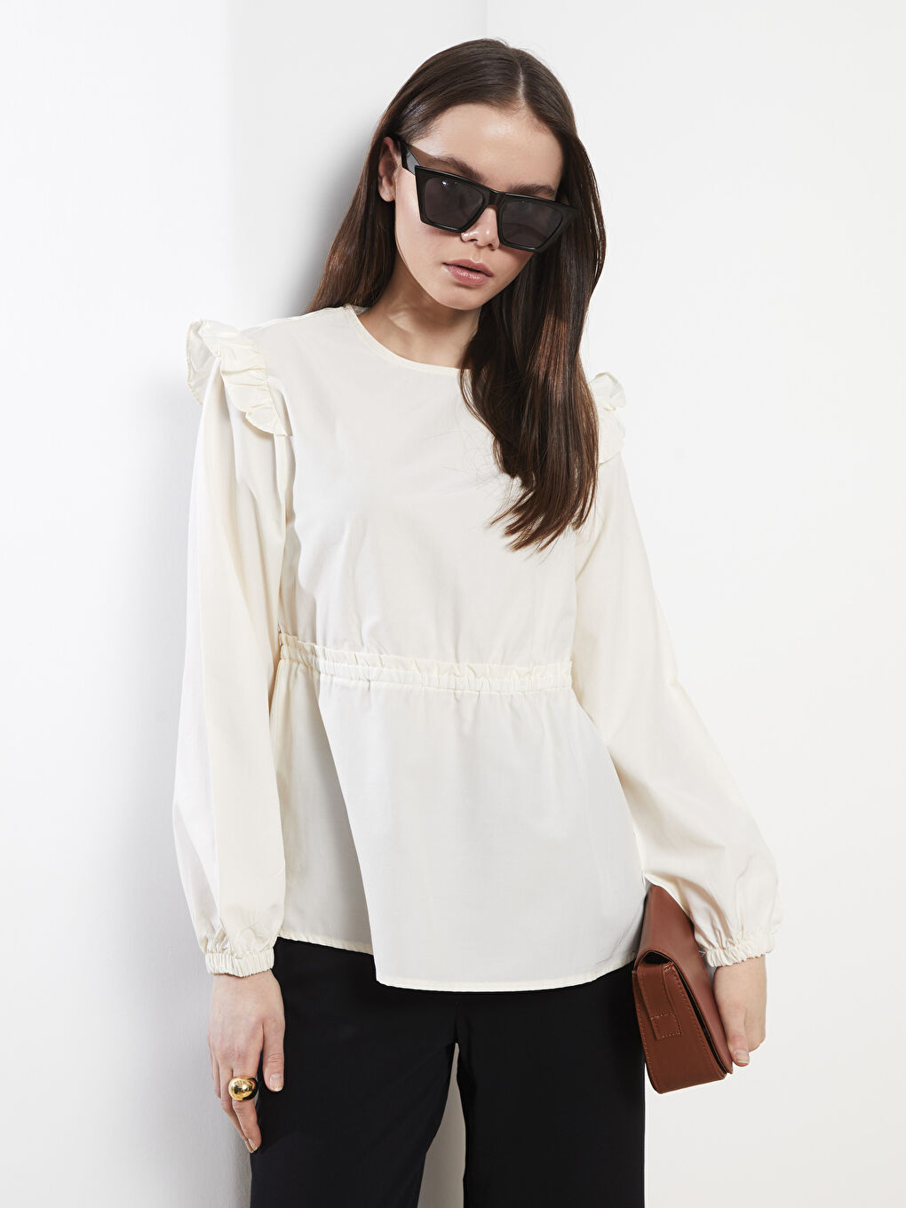 Ekru Bisiklet Yaka Düz Uzun Kollu Poplin Kadın Bluz