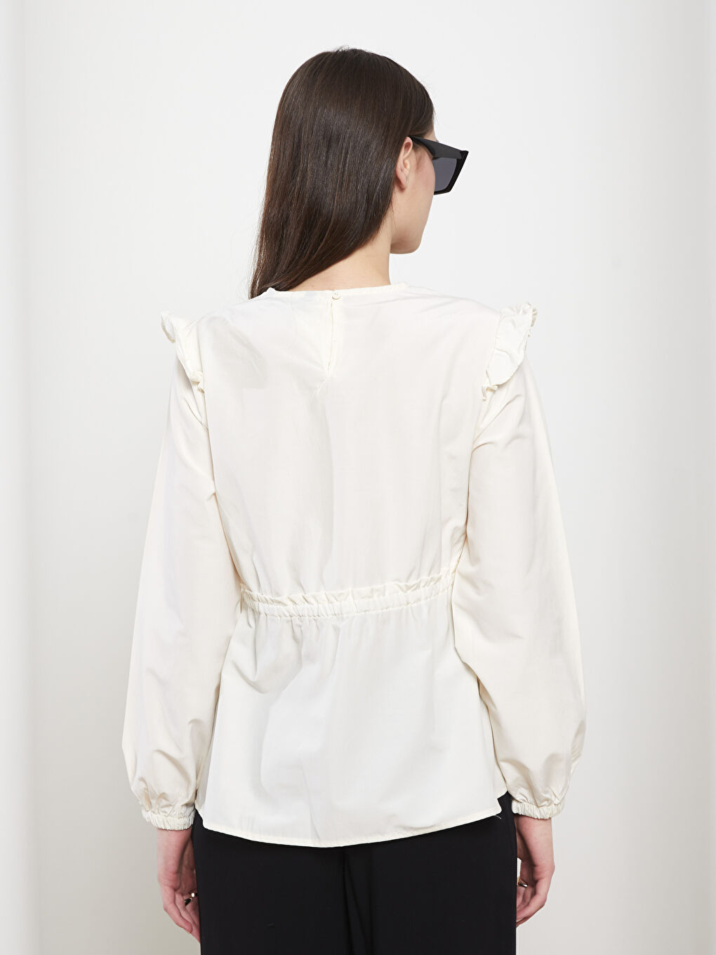 Ekru Bisiklet Yaka Düz Uzun Kollu Poplin Kadın Bluz-4