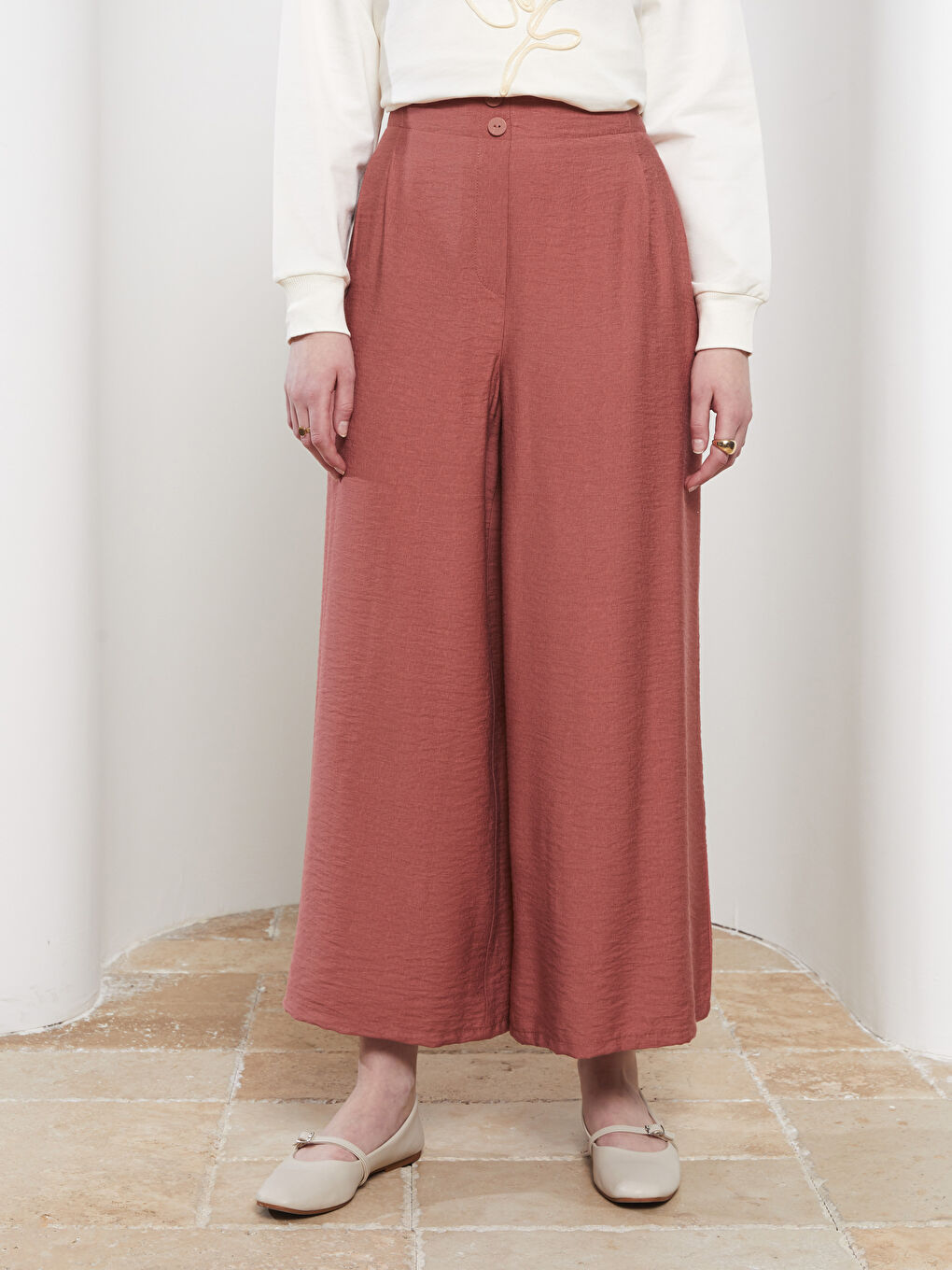 Kahverengi Kadın Beli Lastikli Rahat Kalıp Düz Pantolon-2