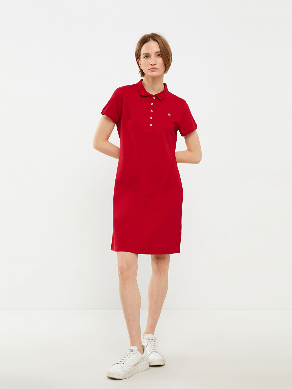 Kırmızı Polo Yaka Nakışlı Kısa Kollu Pamuklu Kadın Elbise-4