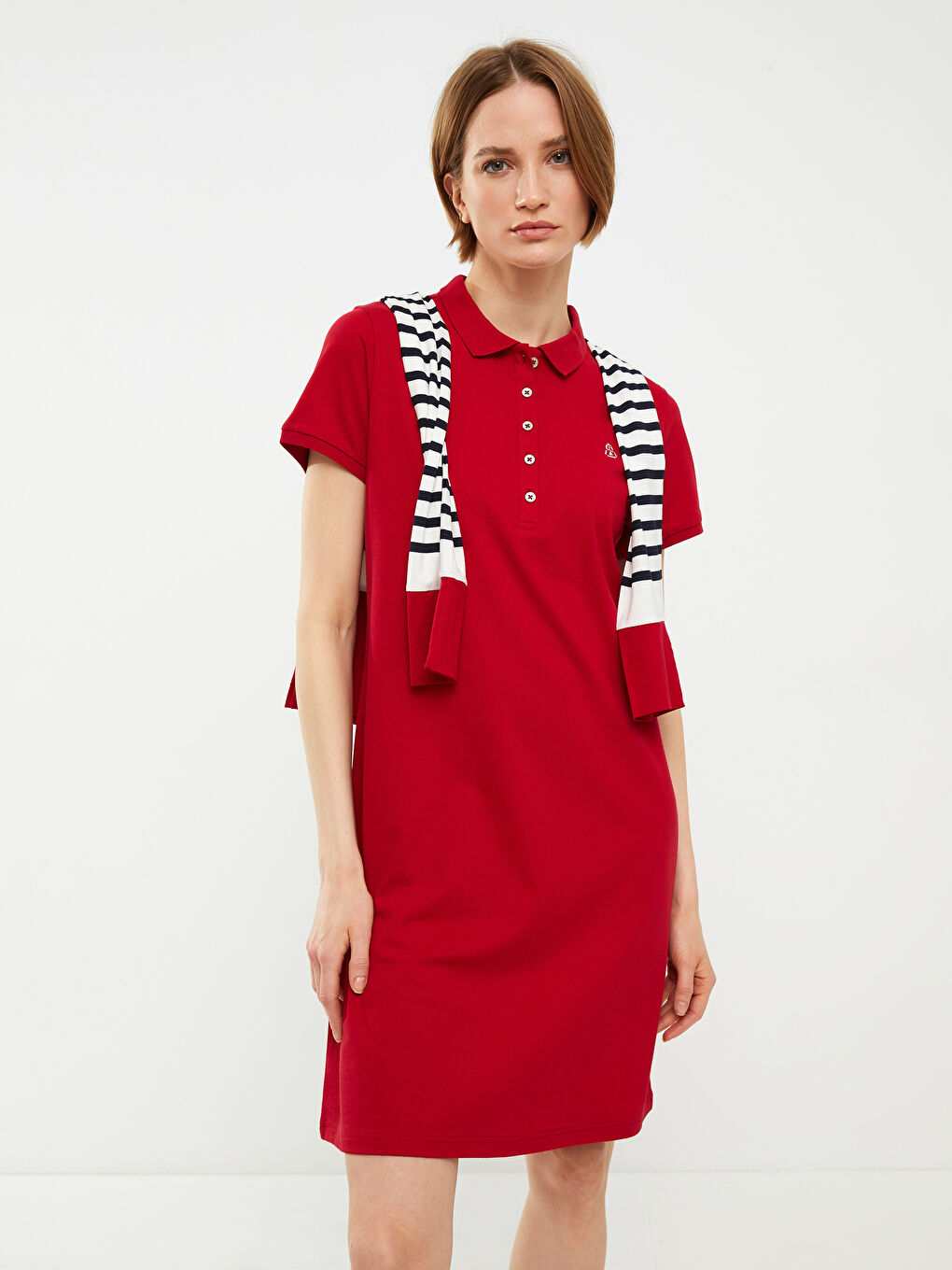 Kırmızı Polo Yaka Nakışlı Kısa Kollu Pamuklu Kadın Elbise-8