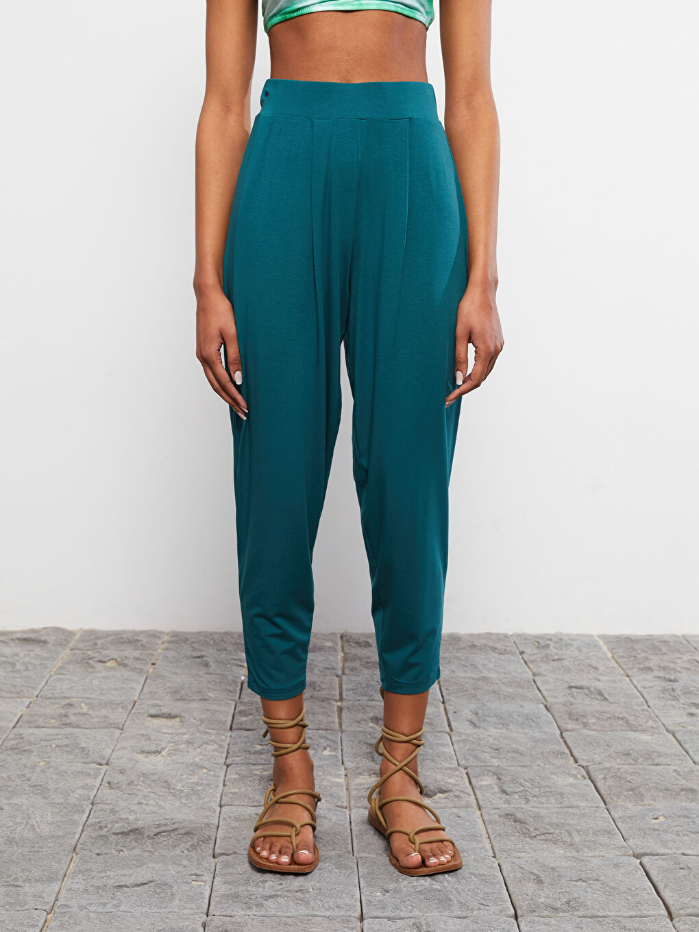 LCW Vision Women's Sweatpants with Elastic Waist -S2J147Z8-HRY