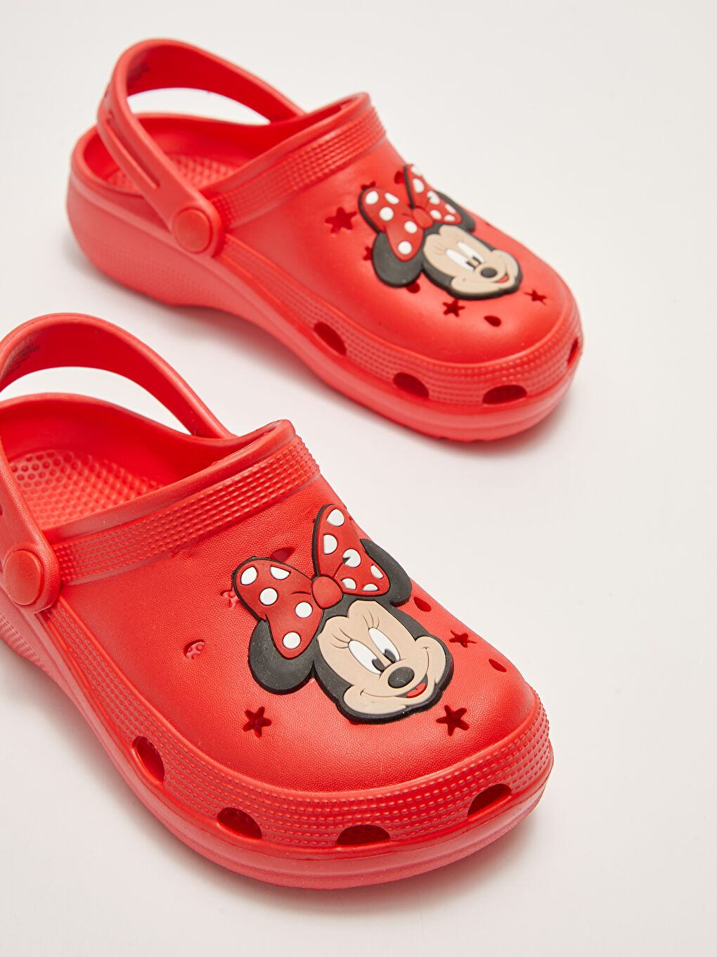 LCW STEPS Minnie Mouse Lisanslı Kız Çocuk Sandalet -S2J150Z4-CRT