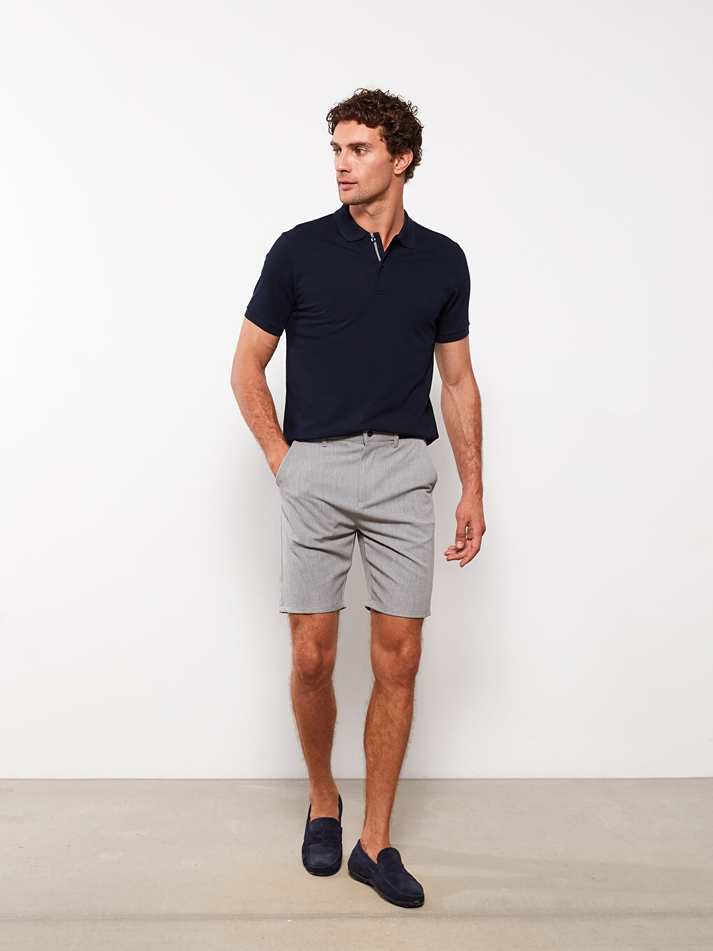 Standard Fit Men's Shorts -S2J223Z8-RSV
