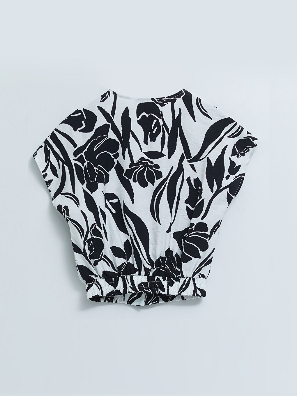 V-Neck Patterned Short Sleeve Crop Women's Blouse-6