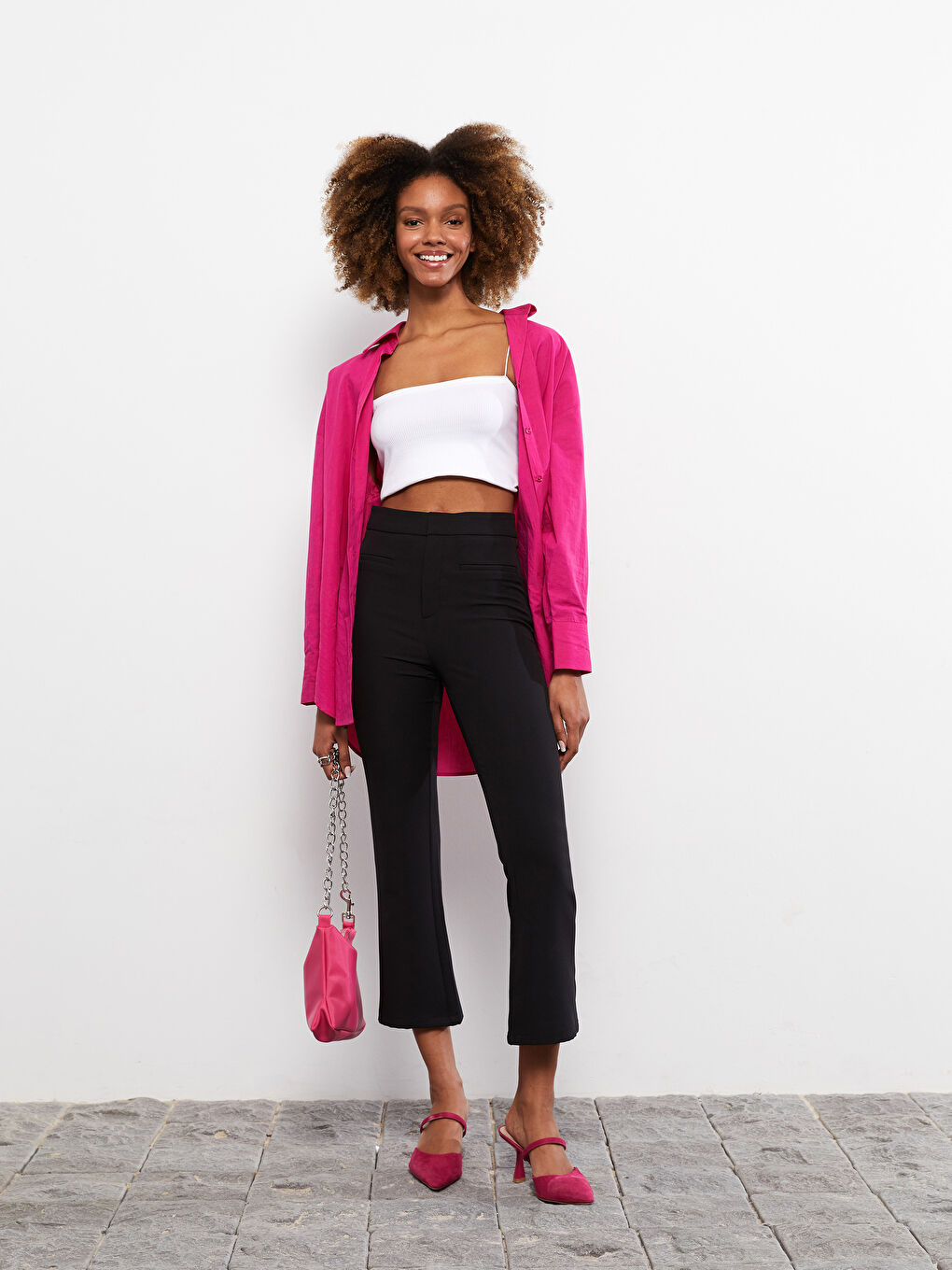 Comfortable Fit Straight Pocket Detailed Women's Trousers