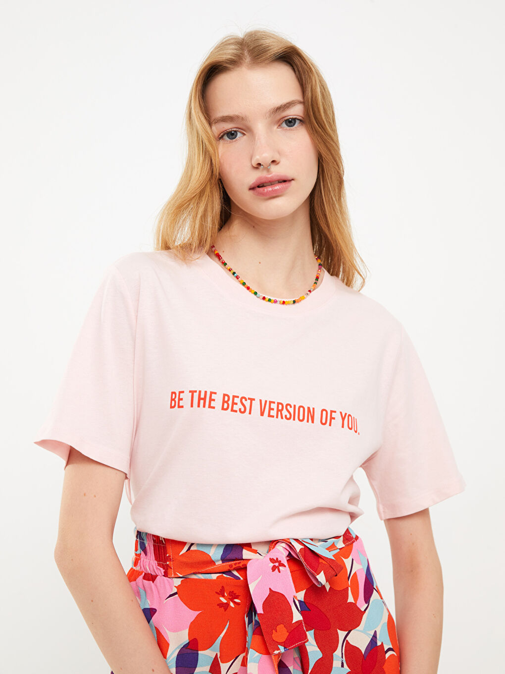 LCW Vision Crew Neck Printed Short Sleeve Cotton Women's T-shirt -S2J269Z8-JH3