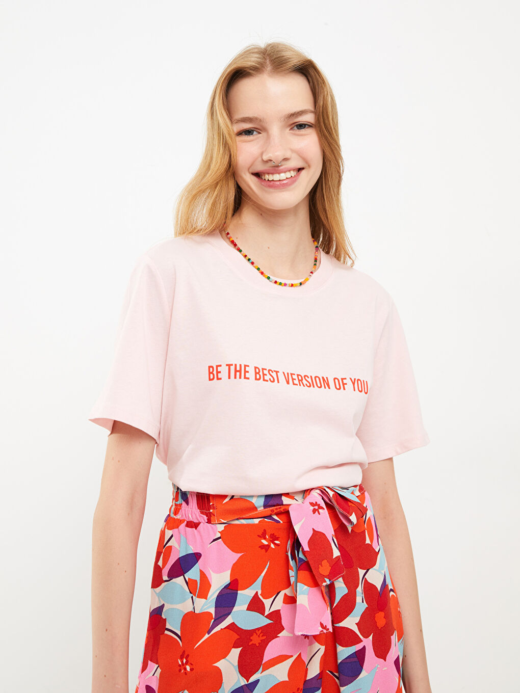 LCW Vision Crew Neck Printed Short Sleeve Cotton Women's T-shirt -S2J269Z8-JH3
