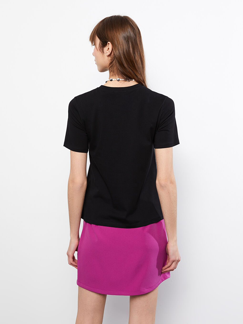 Siyah Bisiklet Yaka Baskılı Kısa Kollu Pamuklu Kadın Tişört-4