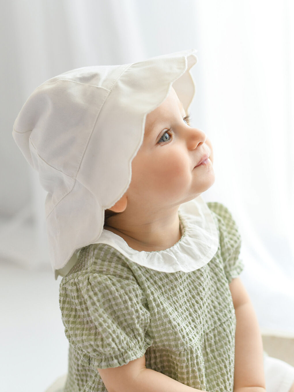 Yeşil Bisiklet Yaka Kısa Kollu Ekose Desenli Kız Bebek Tişört ve Şort 2'li Takım-2