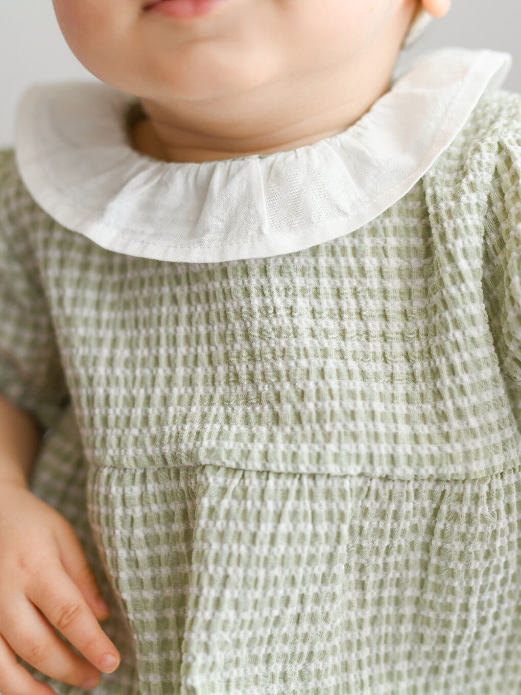 Yeşil Bisiklet Yaka Kısa Kollu Ekose Desenli Kız Bebek Tişört ve Şort 2'li Takım-3