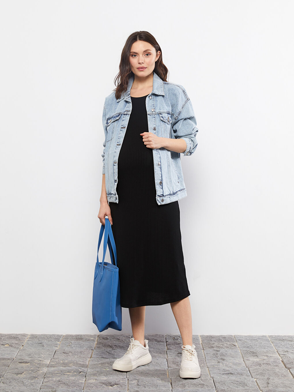 Siyah Bisiklet Yaka Düz Kolsuz Hamile Elbise