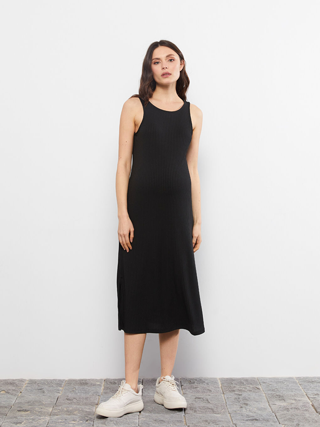 Siyah Bisiklet Yaka Düz Kolsuz Hamile Elbise-3